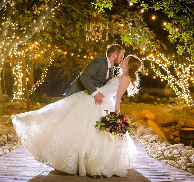 051-Love Story Photography-Serendipity-Garden-900x600 051-Love Story Photography-Serendipity-Garden-900x600