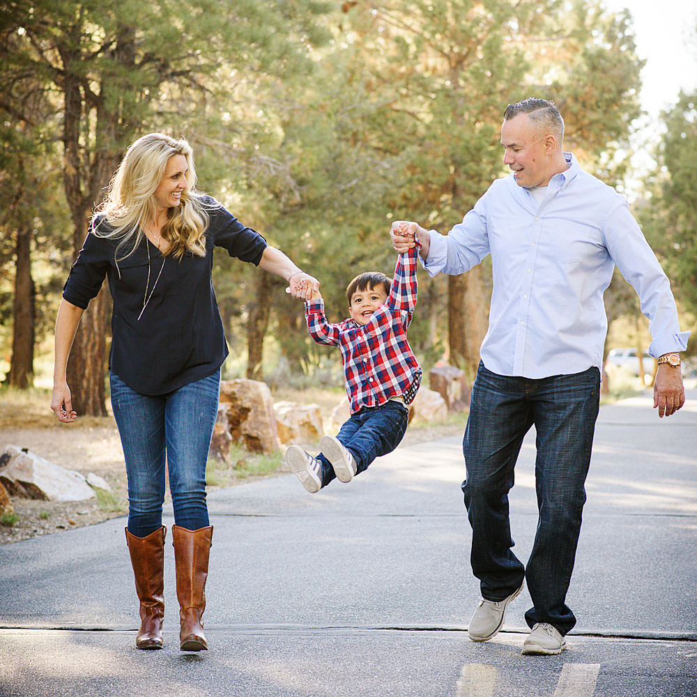 Love-Story-Photography-Family-portrait-kids-big-bear-mountains