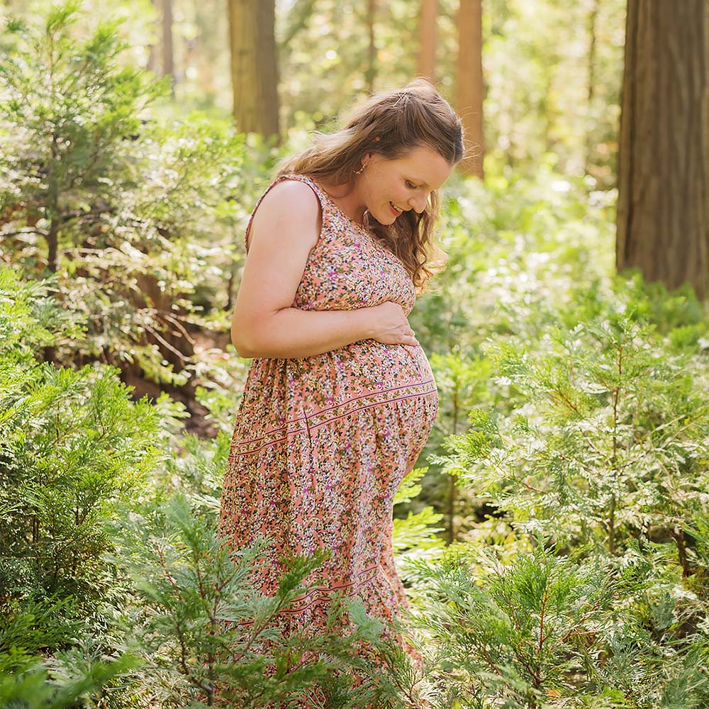 Love-Story-Photography-Maternity-Photo-Mountains-3-1000x1000