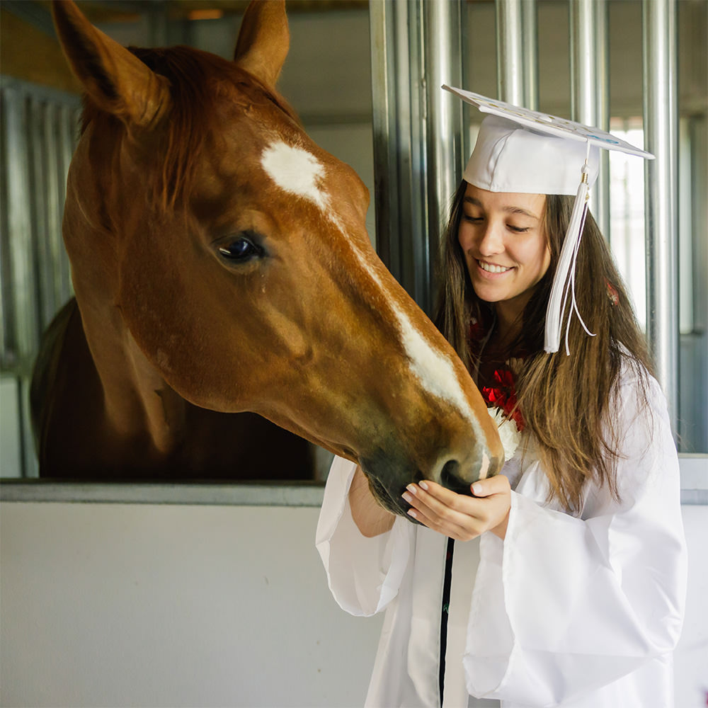 Love-Story-Photography_SK-Graduate_1000x1000