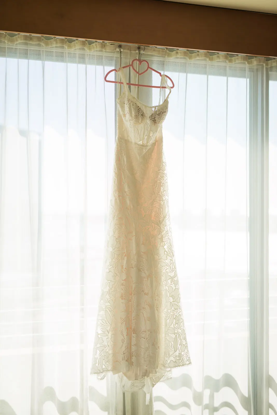 008-Love-Story-Photography-San-Diego-Wedding-Ultimate-Skybox-20231111-1068x1600